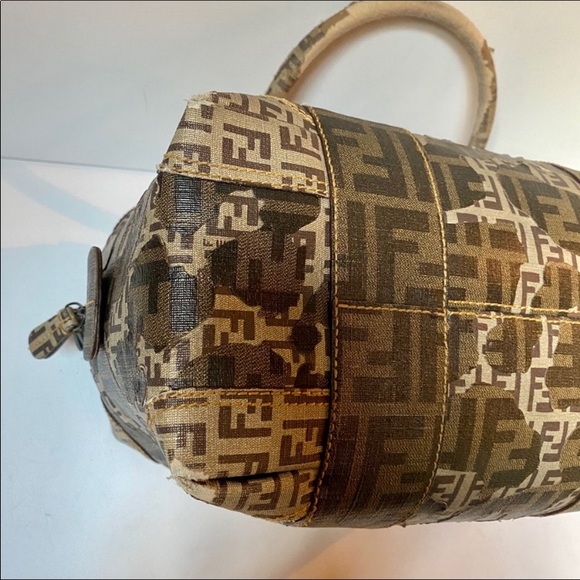 🔥 Fendi Camo zucca bowler doctor hand bag 🔥 - Picture 8 of 15